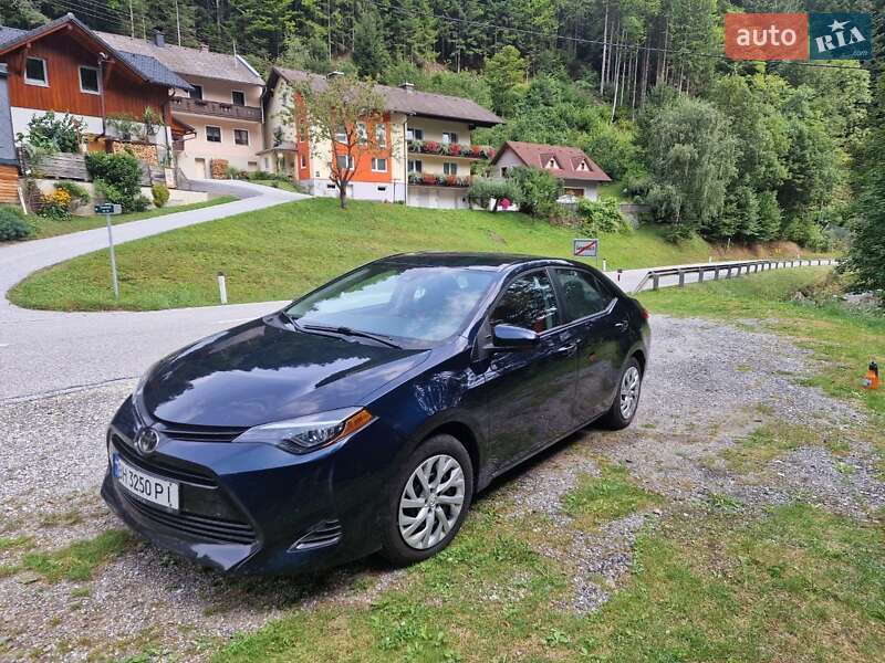 Седан Toyota Corolla 2019 в Николаеве