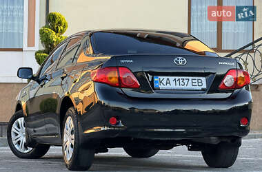 Седан Toyota Corolla 2008 в Дрогобыче