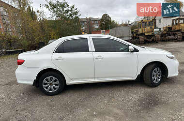 Седан Toyota Corolla 2012 в Нежине