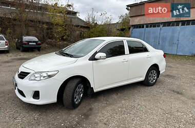 Седан Toyota Corolla 2012 в Нежине