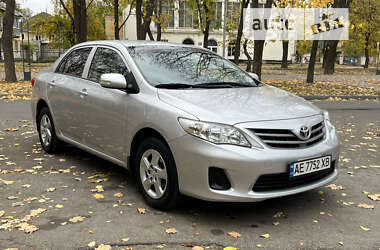 Седан Toyota Corolla 2011 в Желтых Водах