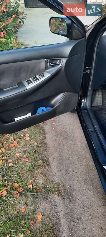 Хэтчбек Toyota Corolla 2002 в Кропивницком