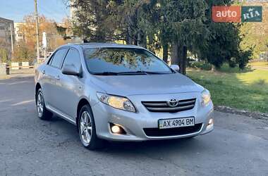 Седан Toyota Corolla 2008 в Ровно