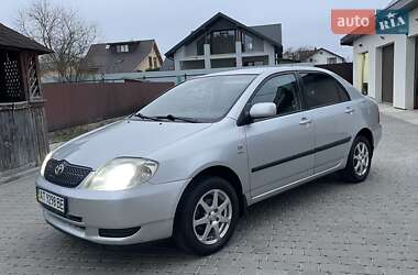 Седан Toyota Corolla 2004 в Івано-Франківську