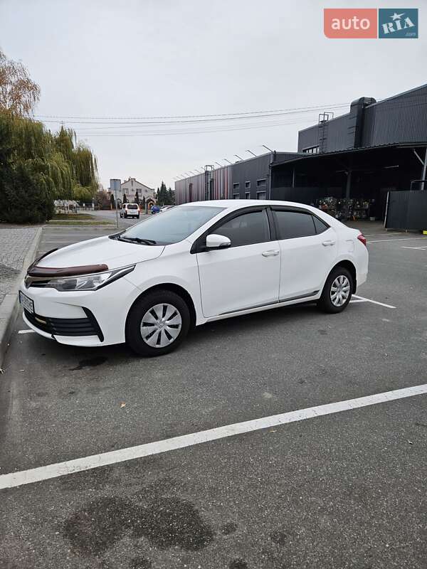 Toyota Corolla 2016