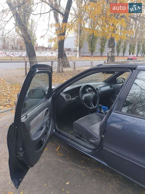Лифтбек Toyota Corolla 1995 в Одессе
