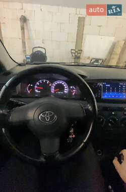 Хэтчбек Toyota Corolla 2006 в Тячеве