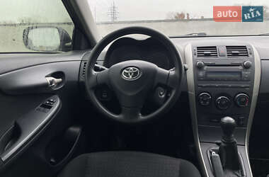 Седан Toyota Corolla 2007 в Киеве