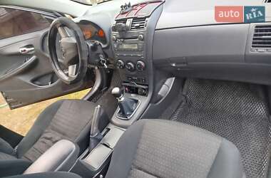 Седан Toyota Corolla 2010 в Виннице