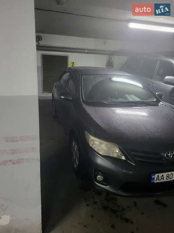 Седан Toyota Corolla 2011 в Киеве фото 5 Седан Toyota Corolla 2011 в Киеве