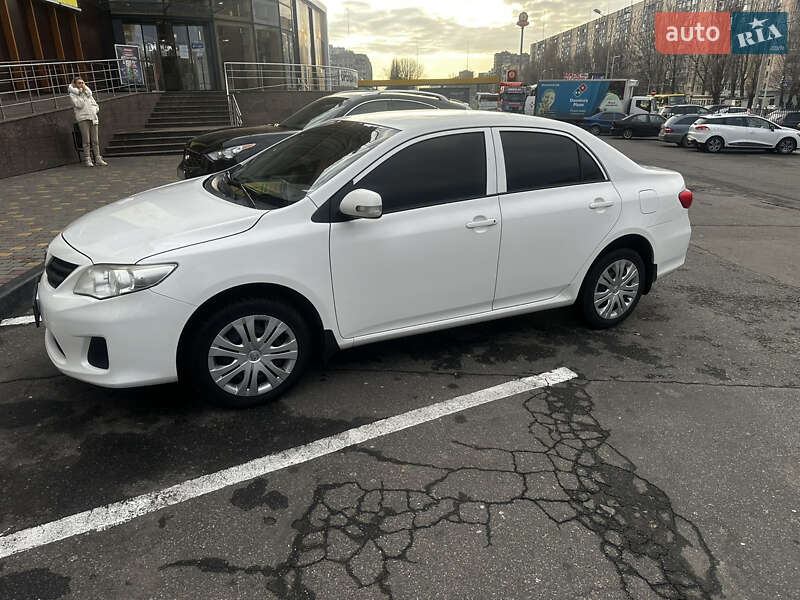 Toyota Corolla 2011
