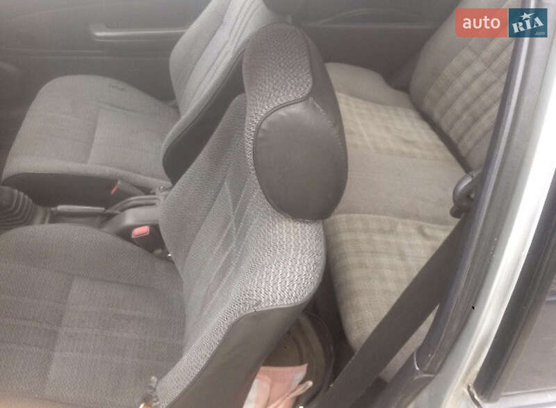 Хэтчбек Toyota Corolla 1994 в Одессе