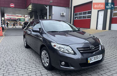 Седан Toyota Corolla 2008 в Львові