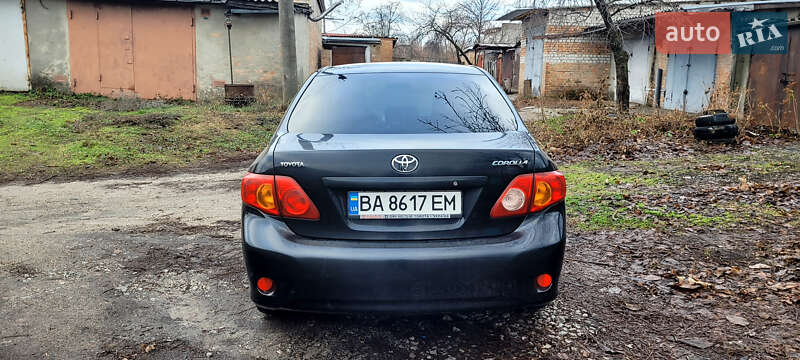 Седан Toyota Corolla 2008 в Кропивницком