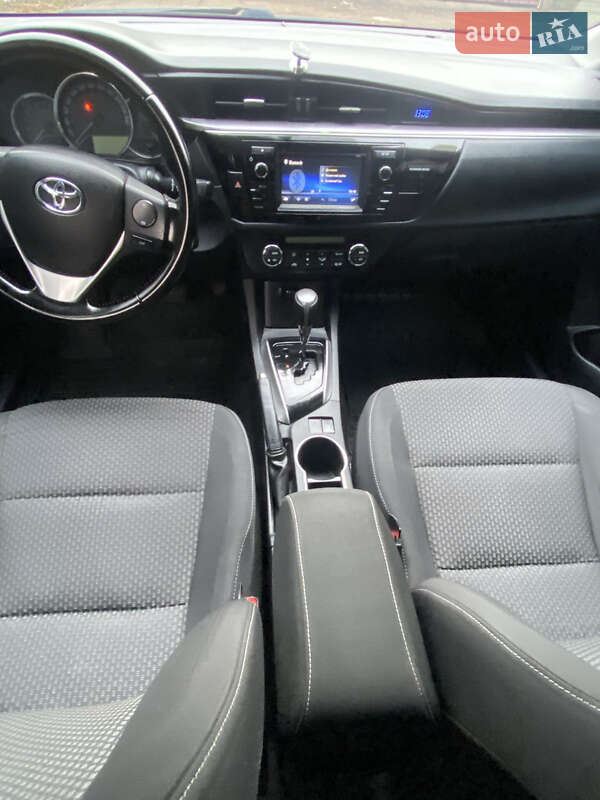 Седан Toyota Corolla 2014 в Чернигове фото 5 Седан Toyota Corolla 2014 в Чернигове