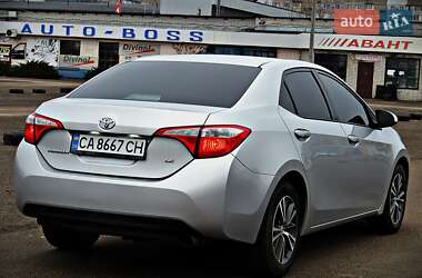 Седан Toyota Corolla 2016 в Черкассах