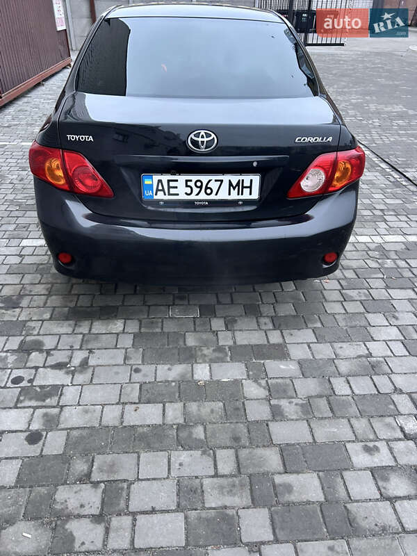 Седан Toyota Corolla 2008 в Павлограде