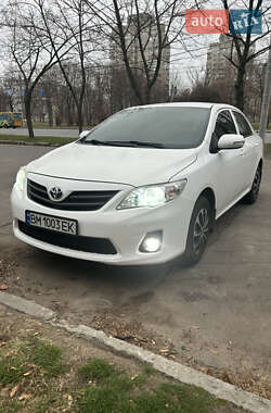 Седан Toyota Corolla 2010 в Сумах