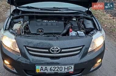 Седан Toyota Corolla 2008 в Прилуках