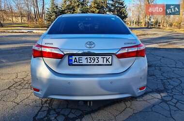 Седан Toyota Corolla 2013 в Кривому Розі