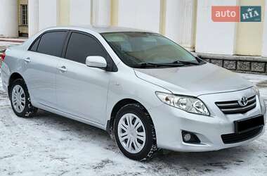 Седан Toyota Corolla 2008 в Жовтих Водах