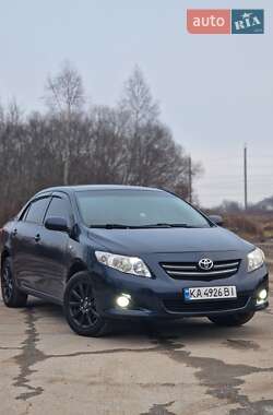 Седан Toyota Corolla 2008 в Києві