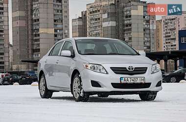 Седан Toyota Corolla 2008 в Киеве