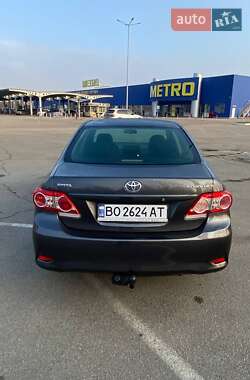 Седан Toyota Corolla 2011 в Запоріжжі