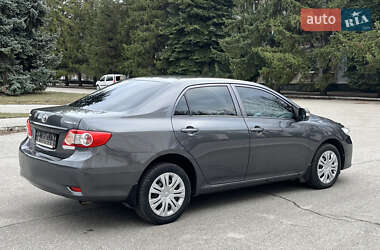 Седан Toyota Corolla 2011 в Днепре