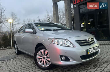 Седан Toyota Corolla 2008 в Львові