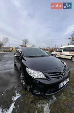 Седан Toyota Corolla 2010 в Володимирці