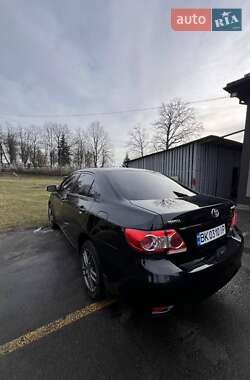 Седан Toyota Corolla 2010 в Володимирці