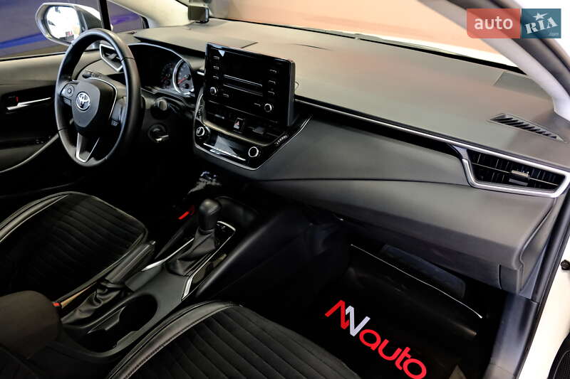 Седан Toyota Corolla 2021 в Одессе