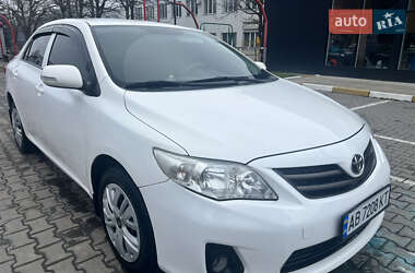 Седан Toyota Corolla 2011 в Виннице