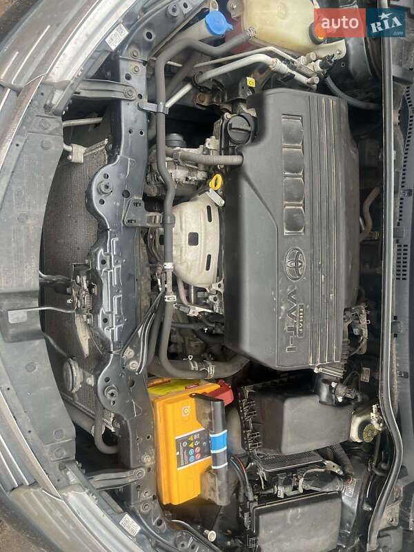 Седан Toyota Corolla 2014 в Васильковке