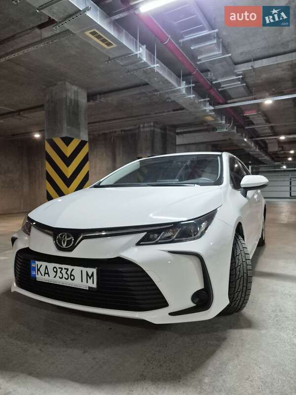 Седан Toyota Corolla 2021 в Вінниці