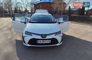 Седан Toyota Corolla 2020 в Изюме