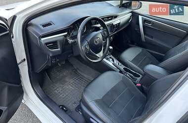 Седан Toyota Corolla 2013 в Одессе