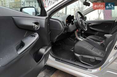 Седан Toyota Corolla 2009 в Киеве