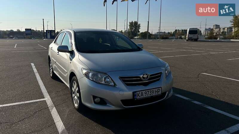 Седан Toyota Corolla 2008 в 