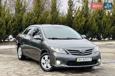 Седан Toyota Corolla 2012 в Харкові