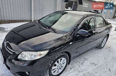 Седан Toyota Corolla 2007 в Кропивницком