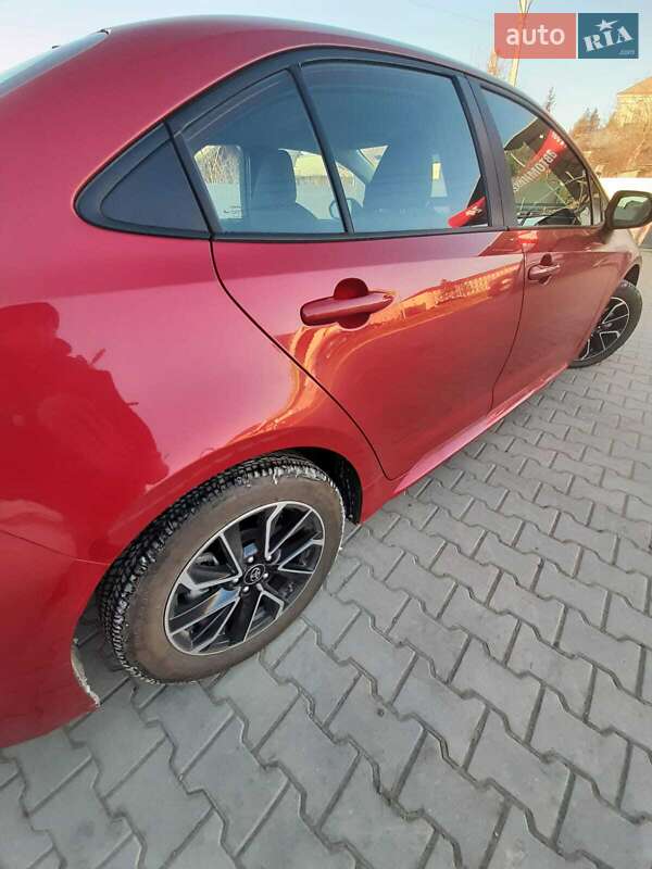 Седан Toyota Corolla 2020 в Ивано-Франковске
