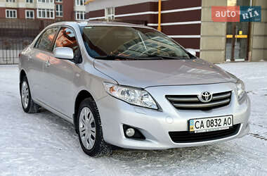 Седан Toyota Corolla 2007 в Умані