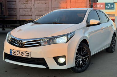 Седан Toyota Corolla 2014 в Николаеве