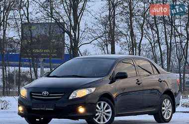 Седан Toyota Corolla 2009 в Днепре