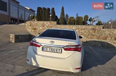 Седан Toyota Corolla 2015 в 