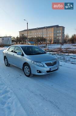 Седан Toyota Corolla 2008 в Олевську