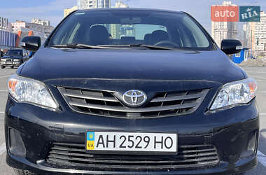 Седан Toyota Corolla 2011 в Києві