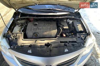 Седан Toyota Corolla 2012 в 